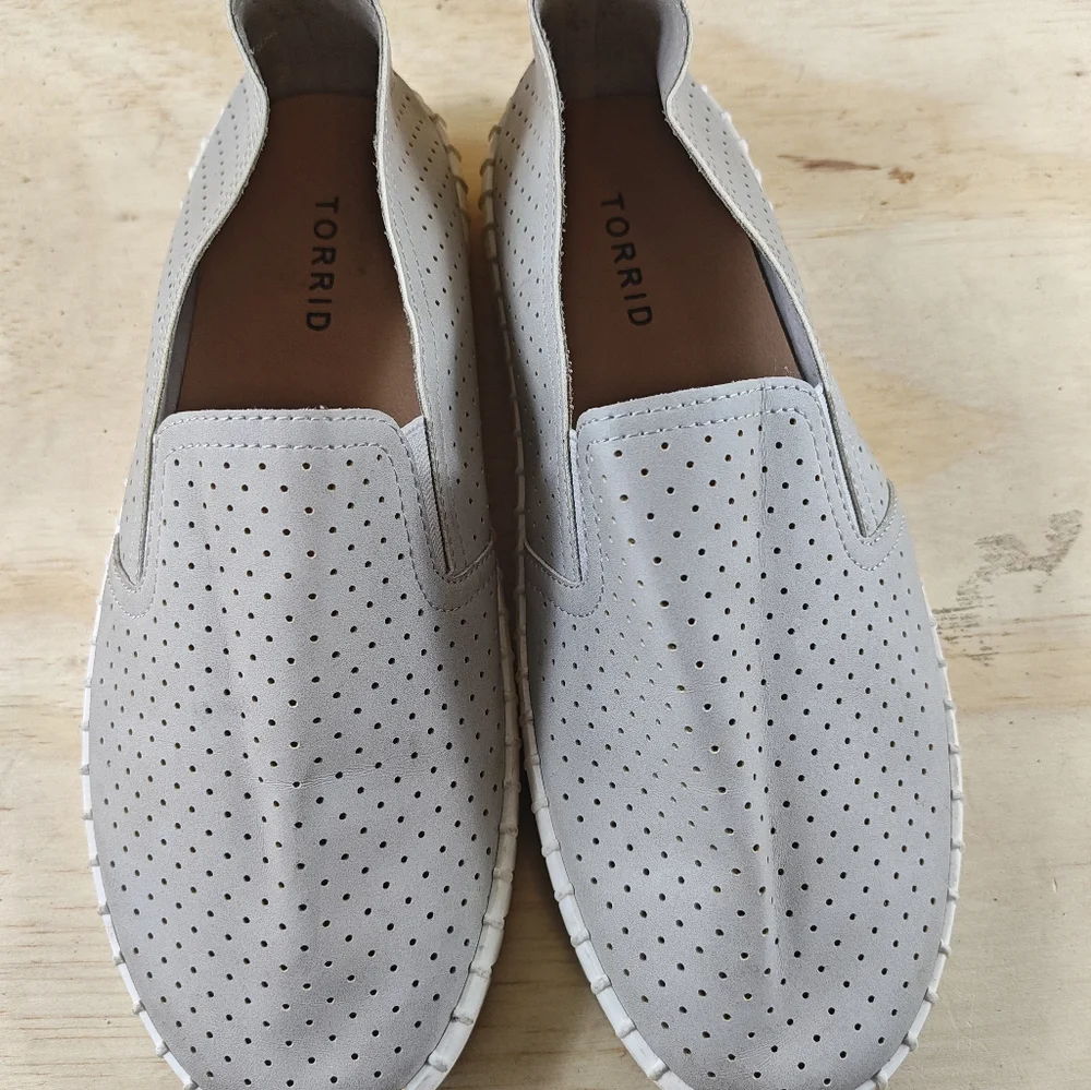 Torrid Wide Width Flats Shoes Size 7 & TOMS Flats Shoes Size W 7 Bundles 7 - Picture 8 of 12